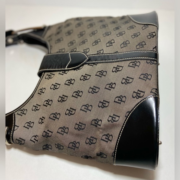 Dooney & Bourke Buckle Bucket Handbag Purse Lock Monogram Signature Black Grey. - Picture 4 of 16